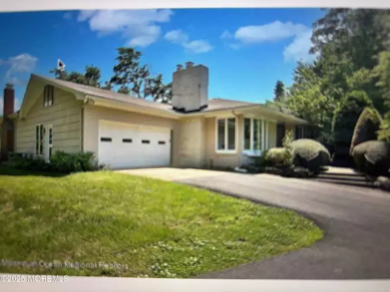 5 Whipporwill Valley Road, Atlantic Highlands, NJ 07716