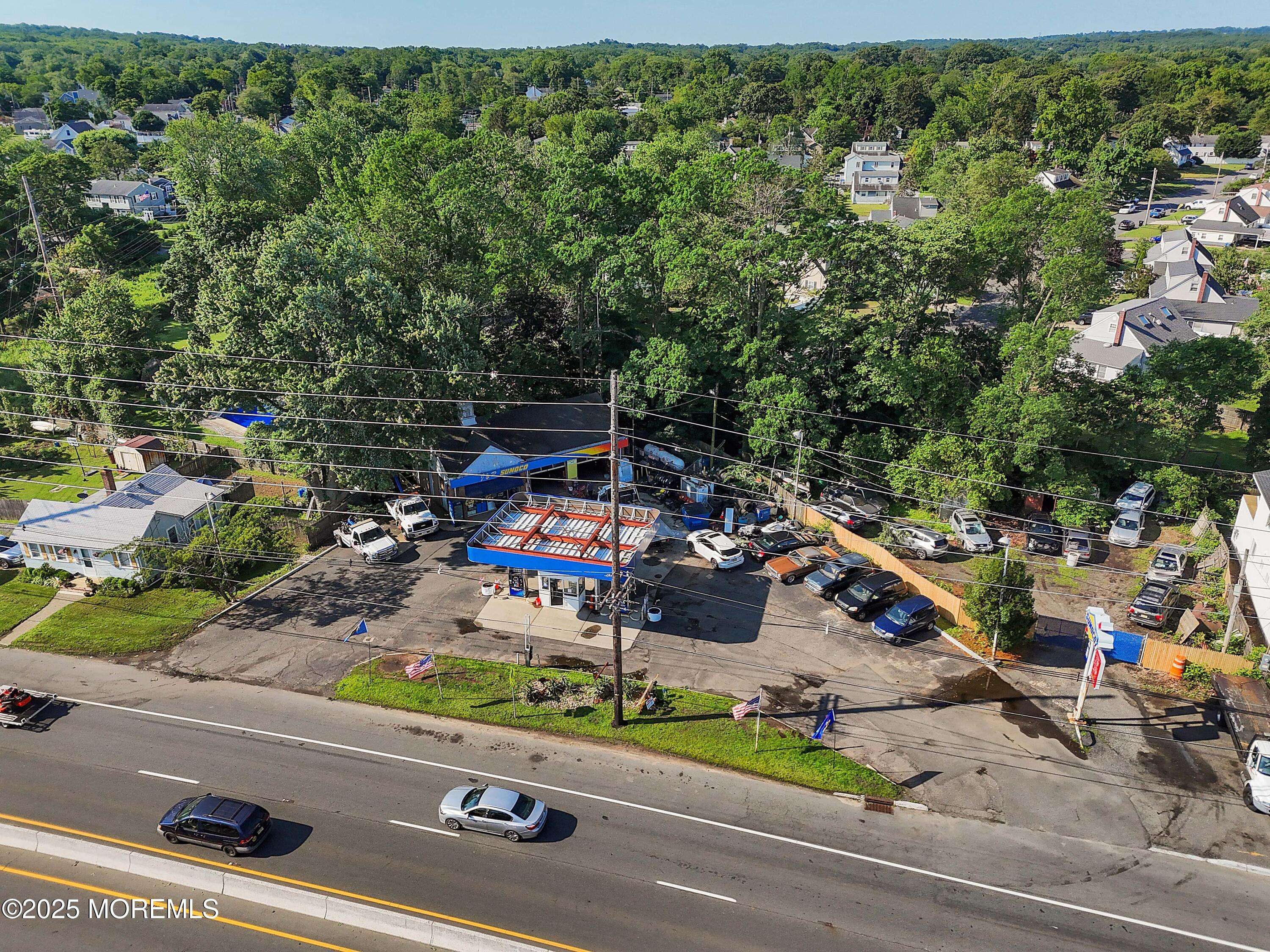 Belford, NJ 07718,560 State Route 36