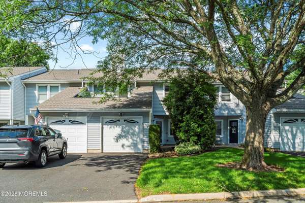 62 Woodmere Drive, Parlin, NJ 08859