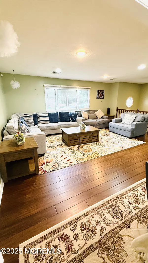 Morganville, NJ 07751,9 Longfellow Terrace