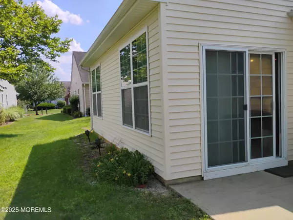 Whiting, NJ 08759,1 Tara Court