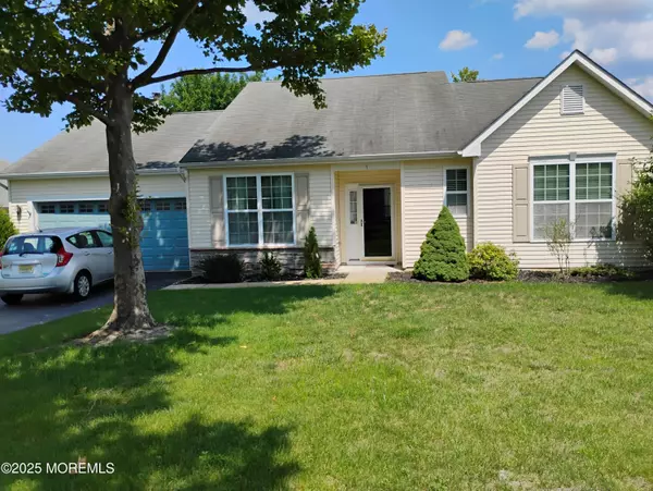 1 Tara Court, Whiting, NJ 08759