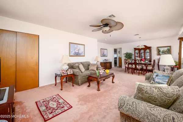 Toms River, NJ 08757,910 Jamaica Boulevard