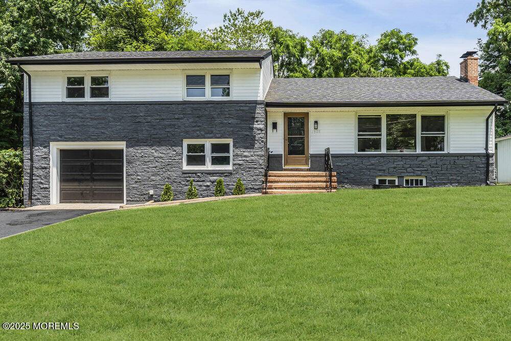1528 Stuyvesant Avenue, Ewing, NJ 08618