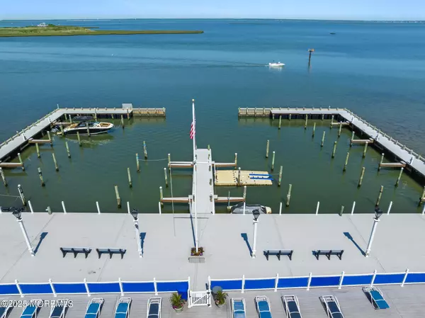 Beach Haven, NJ 08008,420 Eighth Street #3N