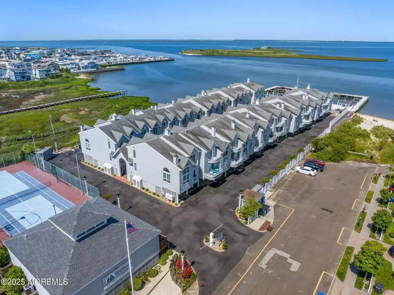 420 Eighth Street #3N, Beach Haven, NJ 08008