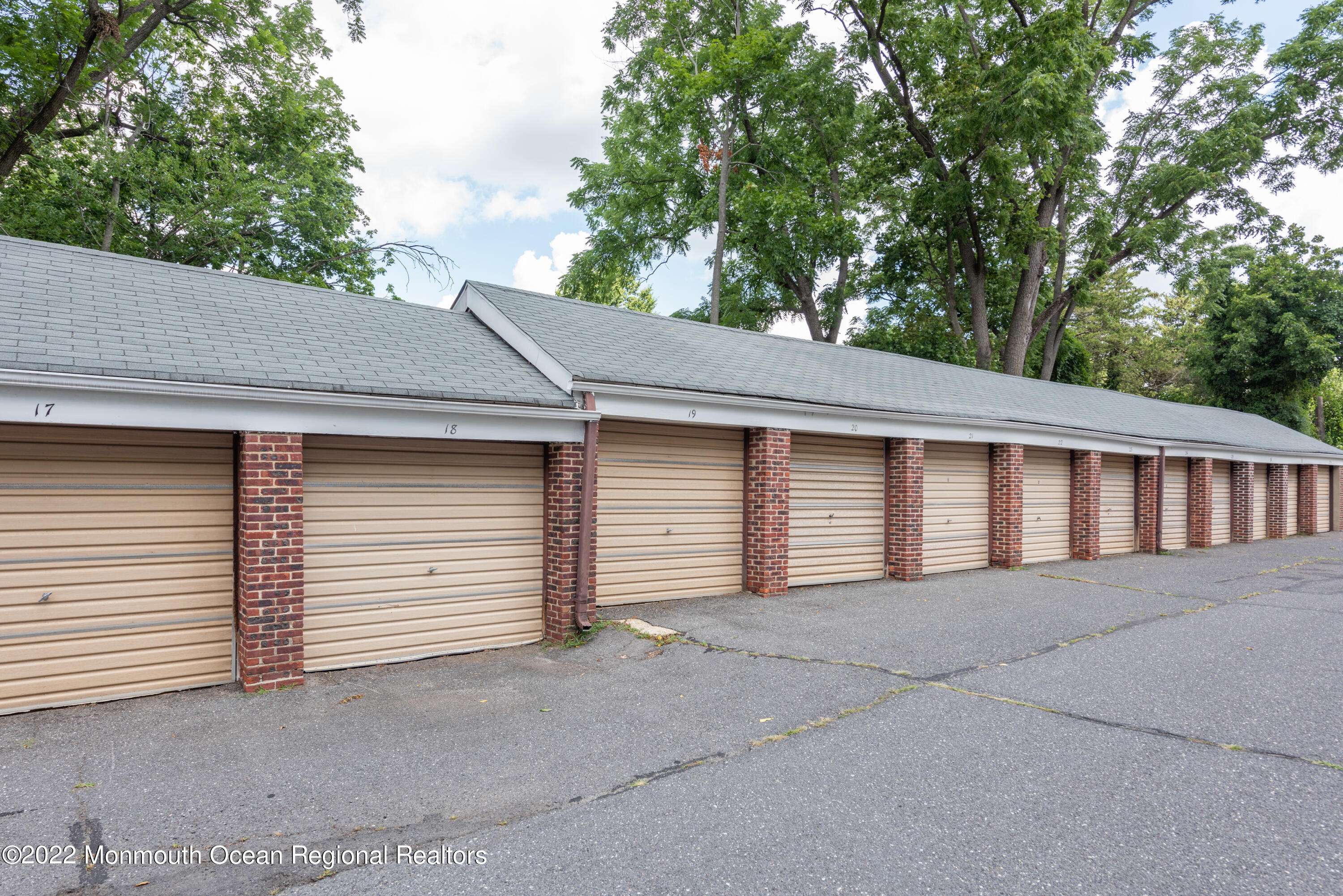 Red Bank, NJ 07701,29 Manor Drive