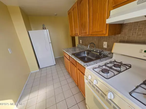 Jersey City, NJ 07304,2271 John F Kennedy Boulevard #304