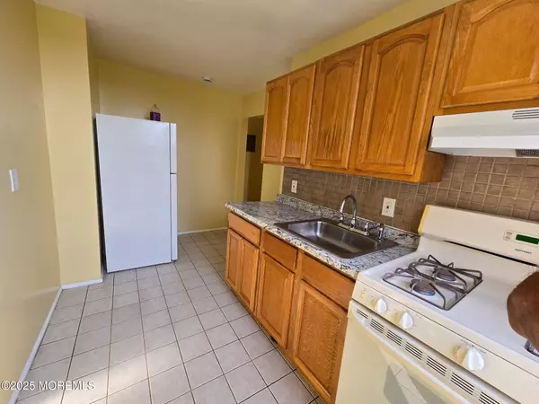 Jersey City, NJ 07304,2271 John F Kennedy Boulevard #304