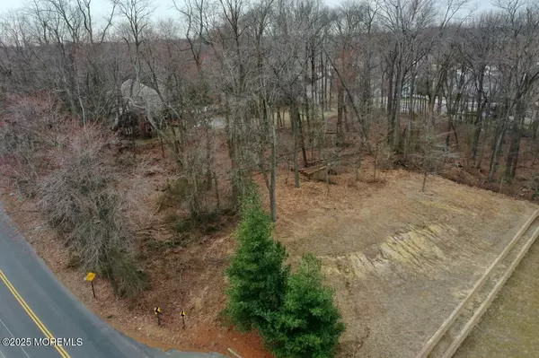 Marlboro, NJ 07746,40 Crine Road