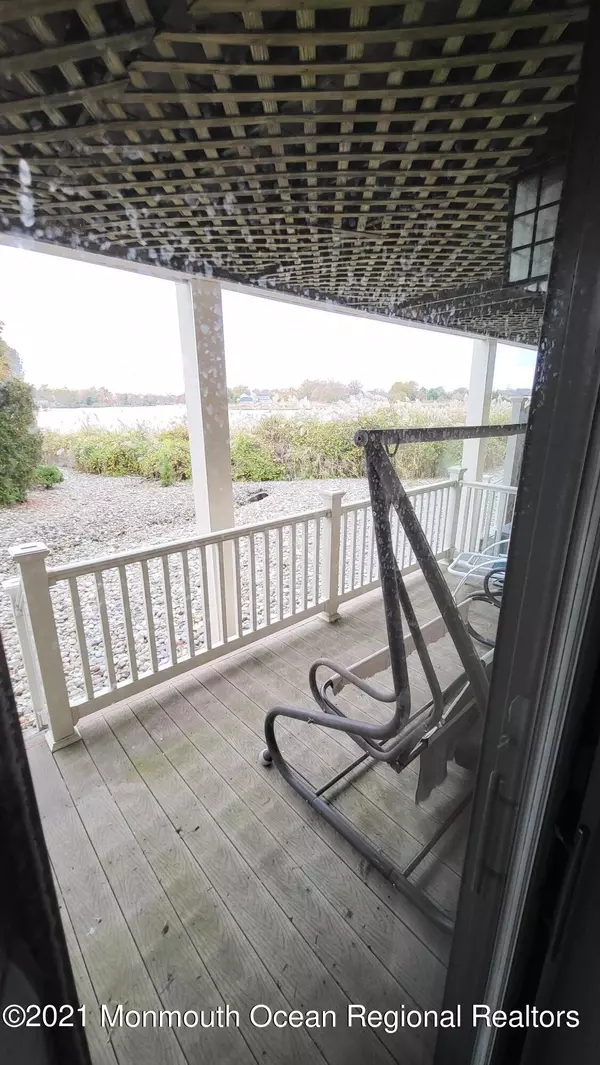 Oceanport, NJ 07757,57 Bridgewaters Drive #7