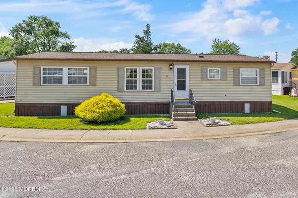 115 Douglas Drive, Jackson, NJ 08527