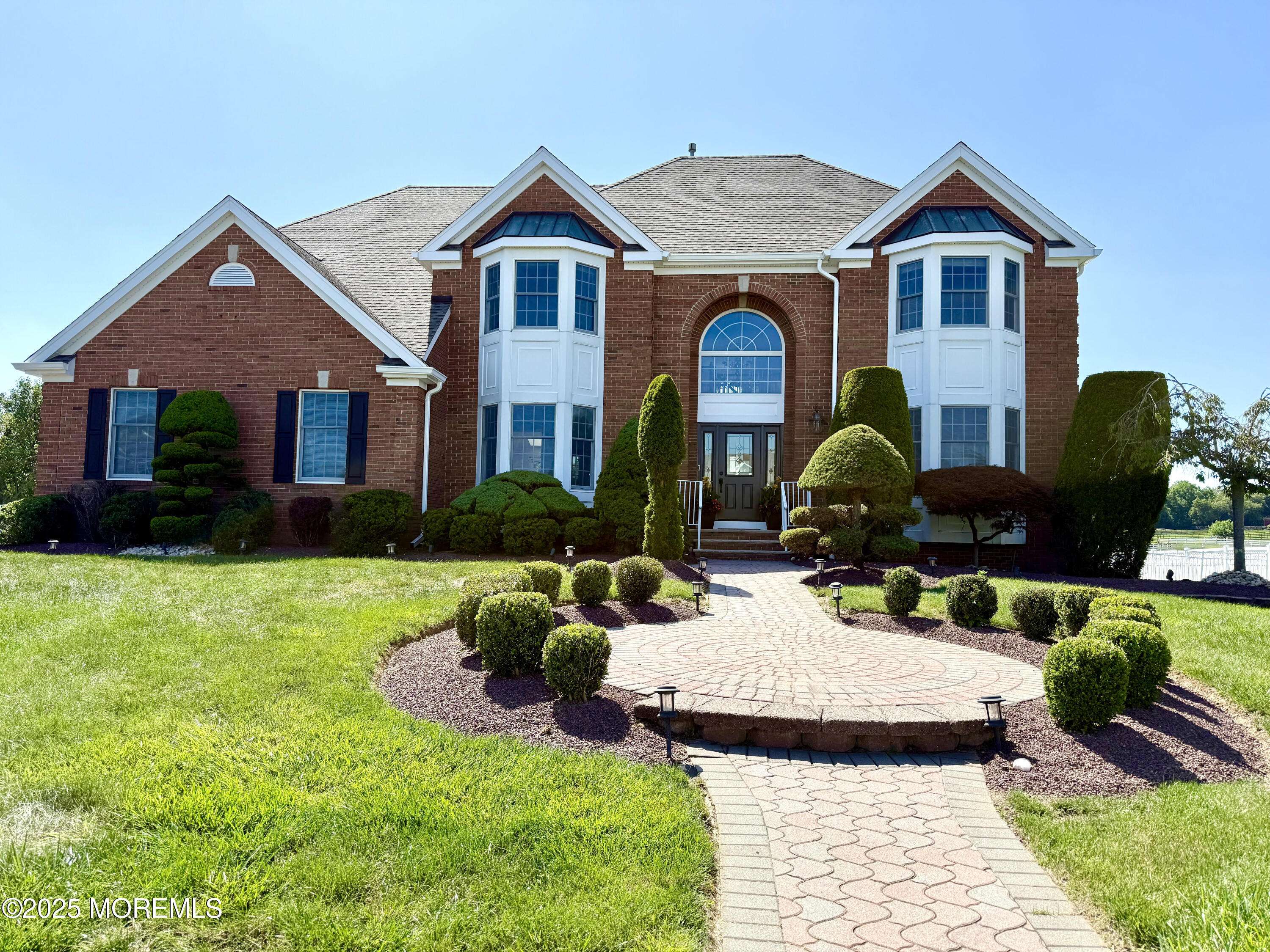 140 Pin Oak Road, Freehold, NJ 07728