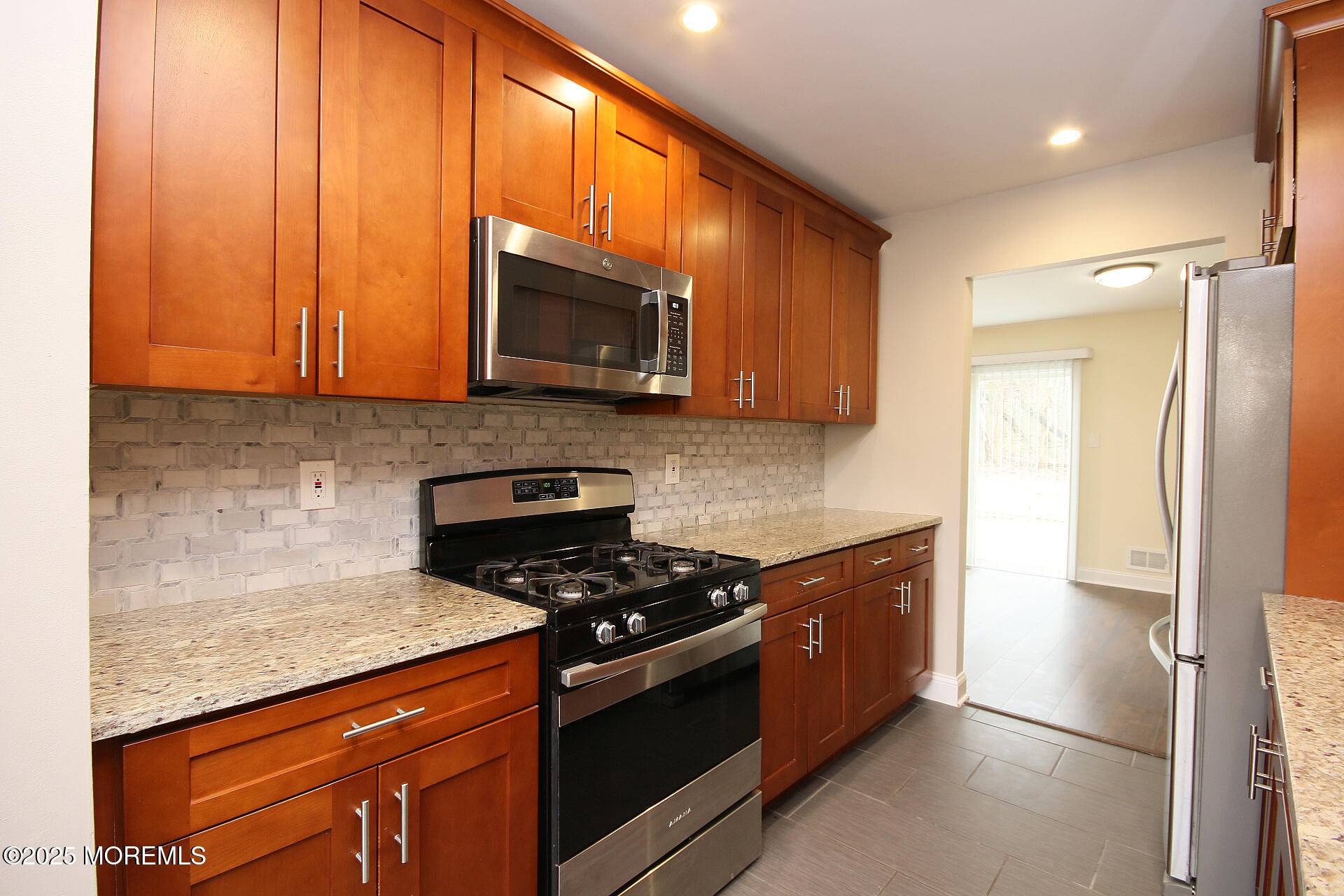 Robbinsville, NJ 08691,17 Tynemouth Court