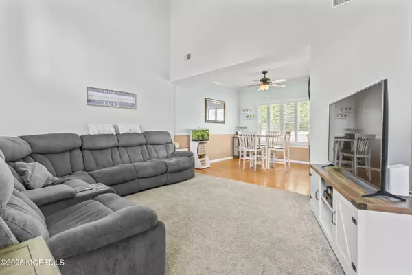 Forked River, NJ 08731,734 S River Drive