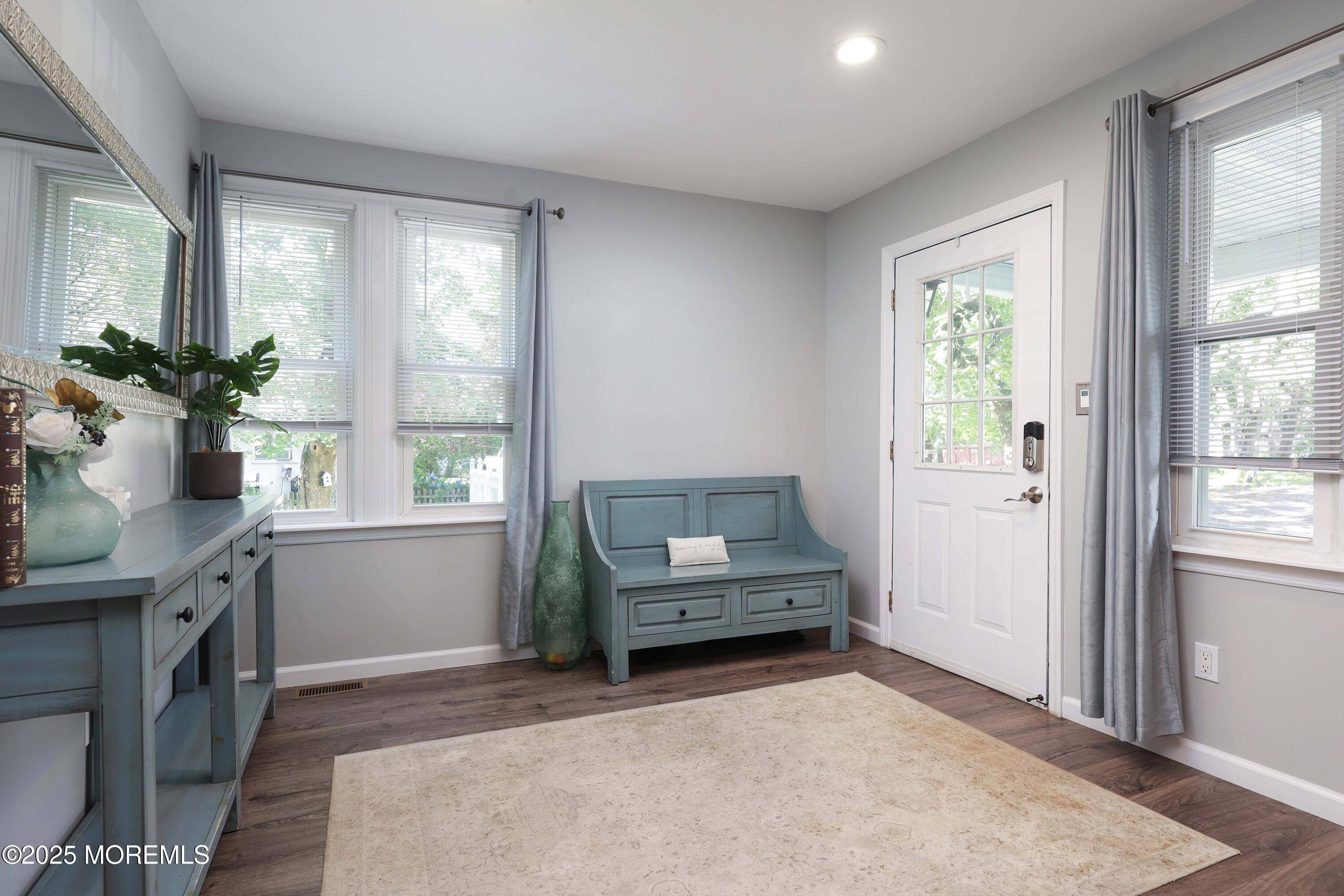 Matawan, NJ 07747,29 Lake Boulevard