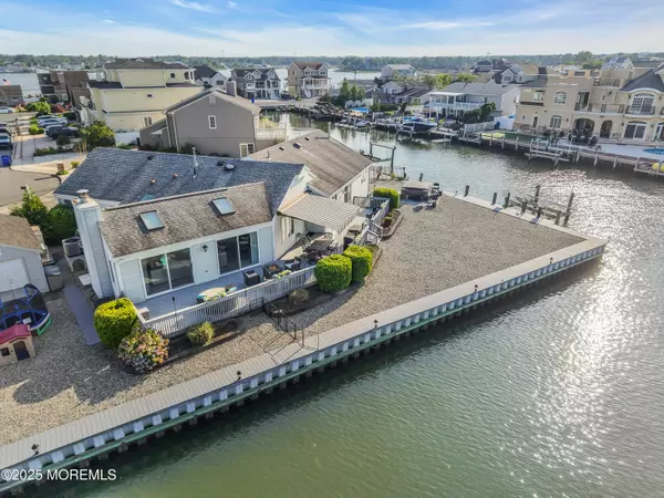 Toms River, NJ 08753,36 Freeman Court