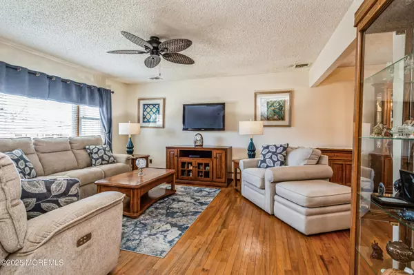 Brick, NJ 08723,438 Carlisa Drive