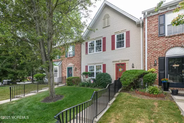 Tinton Falls, NJ 07724,60 Beaumont Court