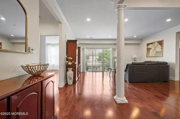 Morganville, NJ 07751,115 Regency Court