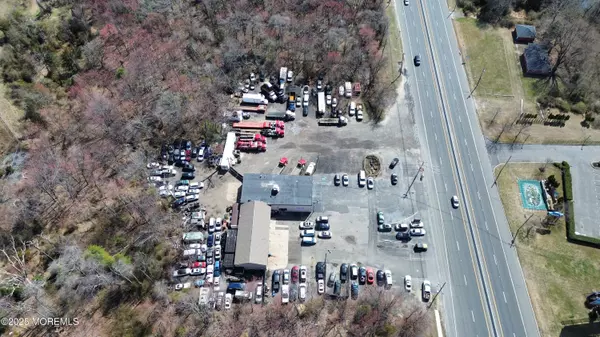 Howell, NJ 07731,5499 Us 9