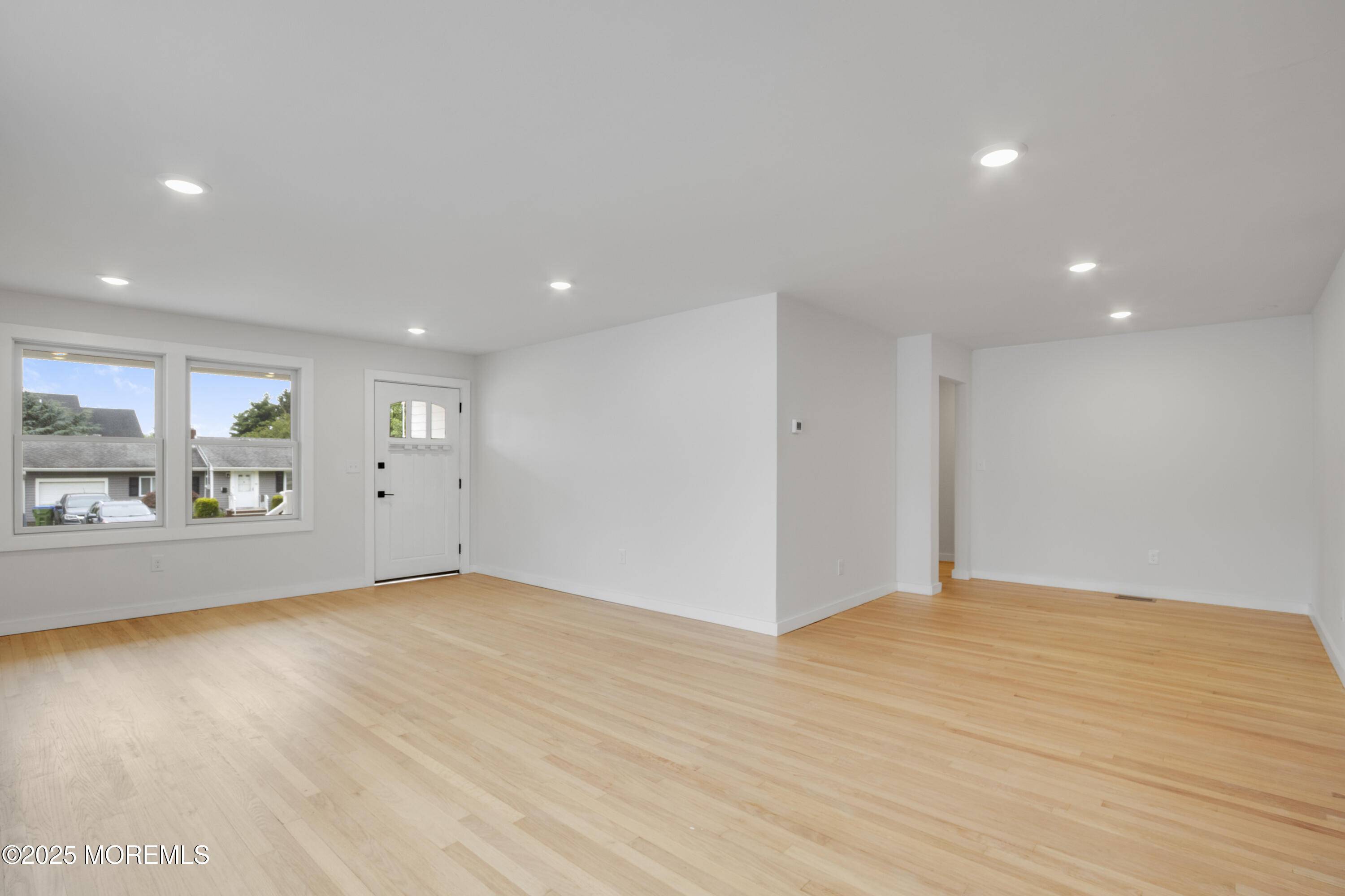 Edison, NJ 08817,99 Craig Street