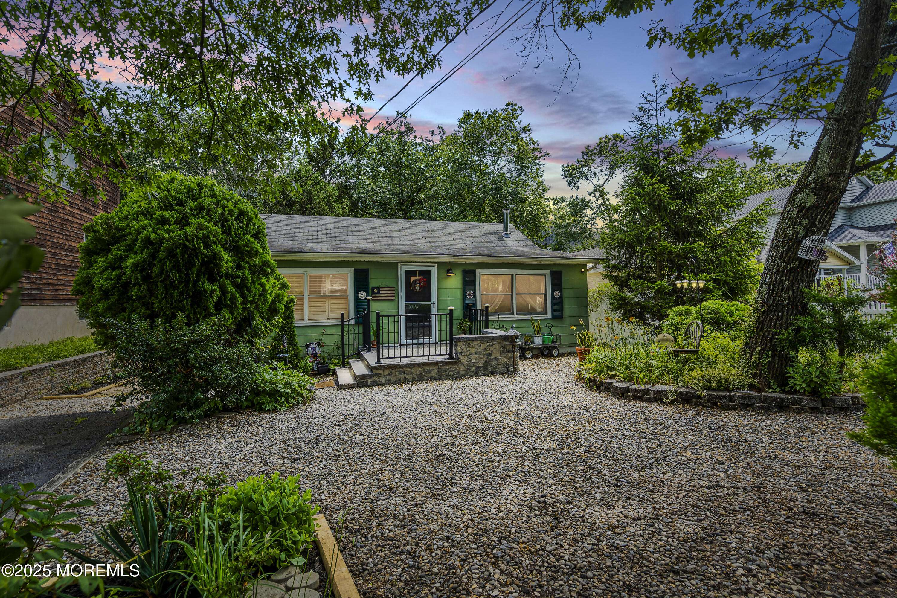 198 W End Avenue, Toms River, NJ 08753