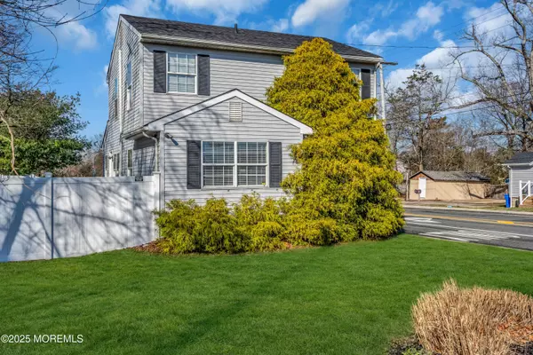 Toms River, NJ 08755,2 Clayton Avenue