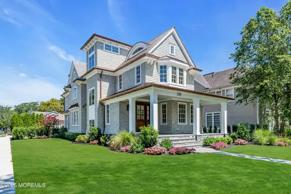 Spring Lake, NJ 07762,220 Ludlow Avenue