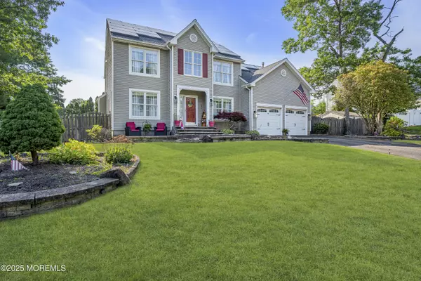 Manahawkin, NJ 08050,112 Castaway Road
