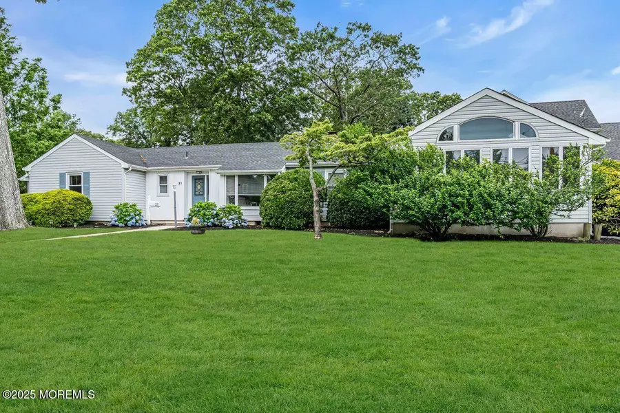 21 Lenape Trail, Brick, NJ 08724