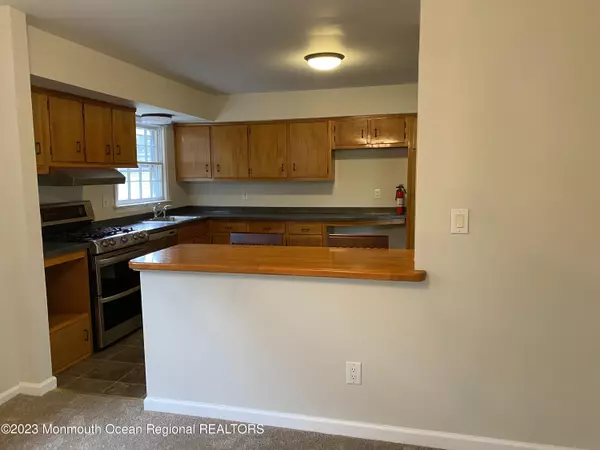 Lincroft, NJ 07738,515 Newman Springs Road