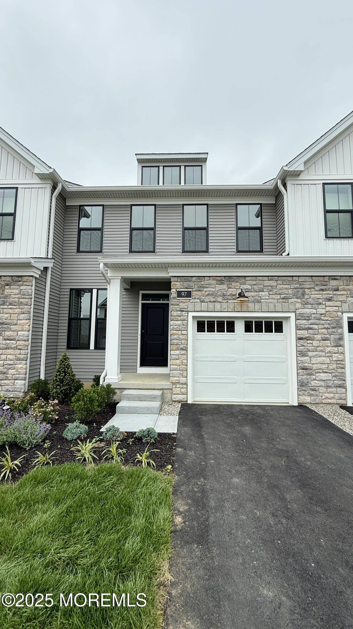 Manalapan, NJ 07726,97 Mustang Drive