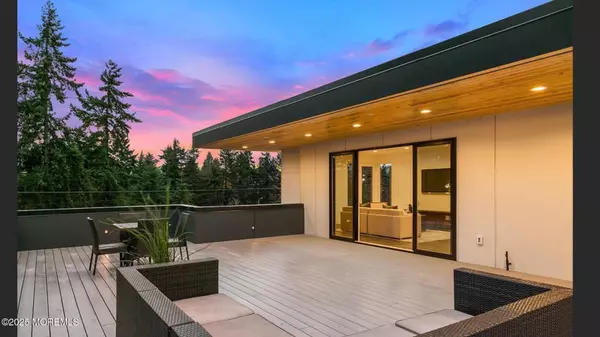 Brick, NJ 08723,27 Royal Drive