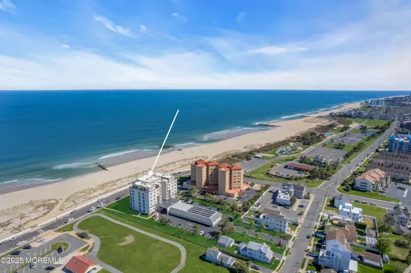 Long Branch, NJ 07740,388 Ocean Avenue N #6D