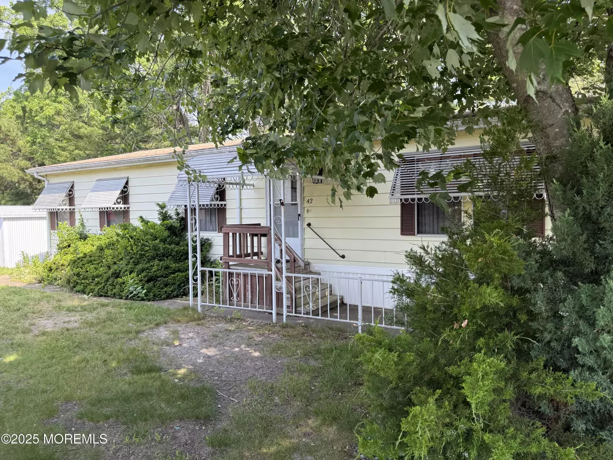 Whiting, NJ 08759,42 Eagle Drive