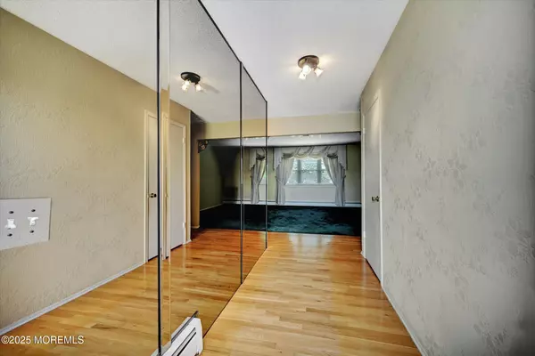Berkeley, NJ 08721,18 Leighton Court