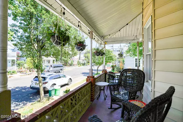 Ocean Grove, NJ 07756,96 Cookman Avenue