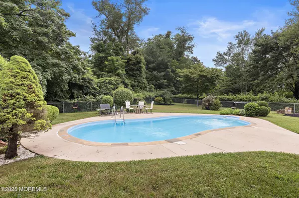 Tinton Falls, NJ 07724,30 Clearview Drive