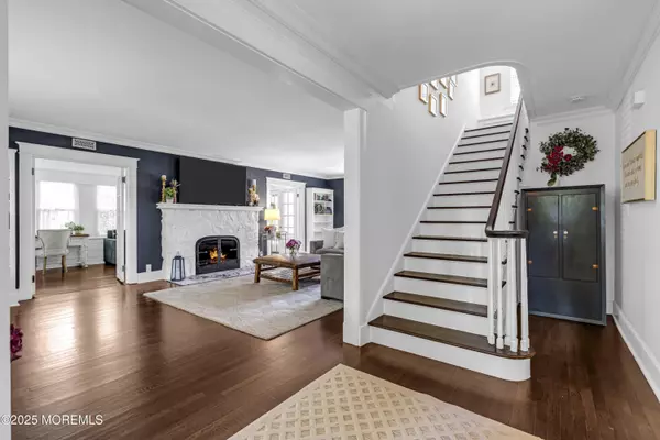 Shrewsbury Boro, NJ 07702,6 Buttonwood Drive
