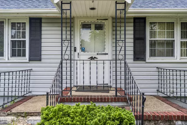 Point Pleasant, NJ 08742,3943 Herbertsville Road