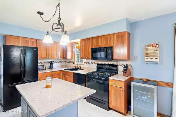 Bayville, NJ 08721,343 Clifton Avenue