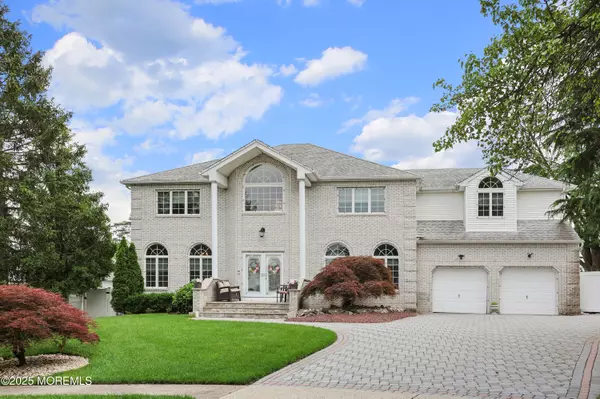 Matawan, NJ 07747,3 Magnolia Court