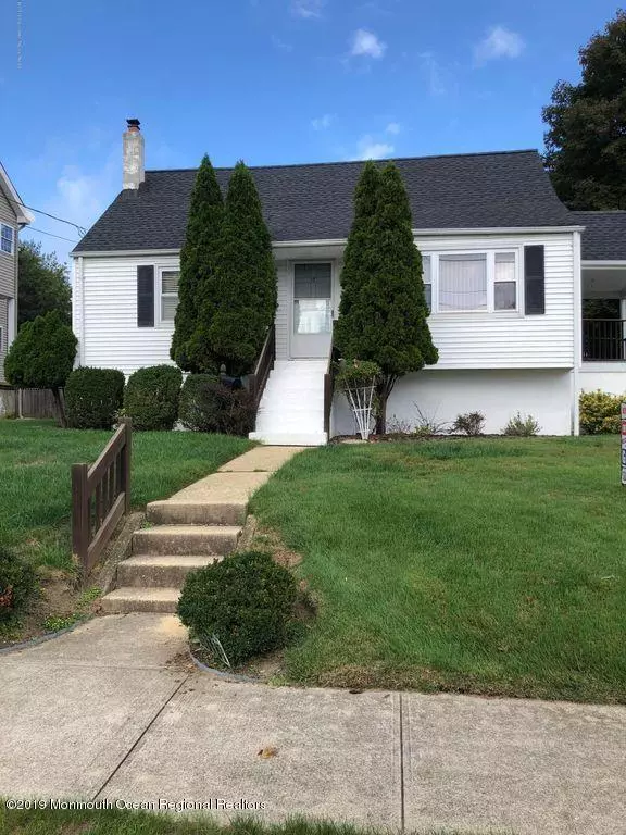 Long Branch, NJ 07740,17 Clarence Avenue