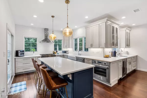 Tinton Falls, NJ 07724,12 Linda Lane