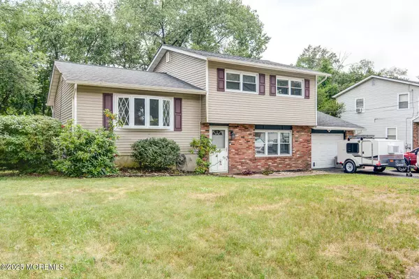 Jackson, NJ 08527,58 Villanova Drive