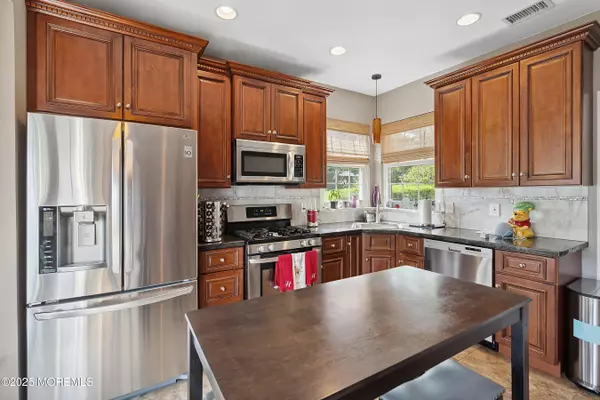Bayville, NJ 08721,49 Butler Avenue