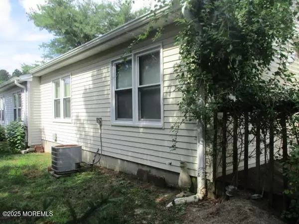 Lakewood, NJ 08701,294 Marni Lane
