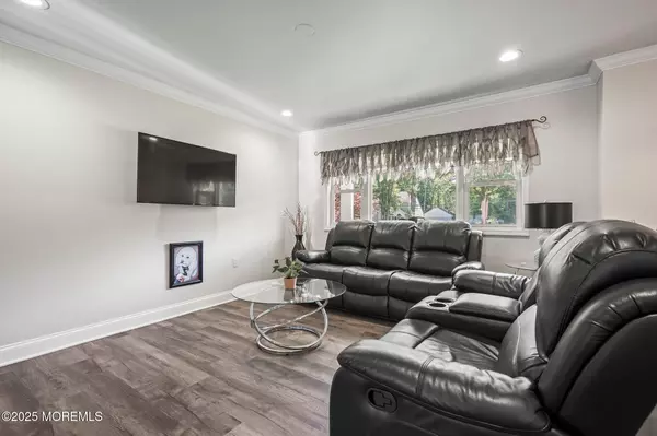 Jackson, NJ 08527,56 Walter Drive