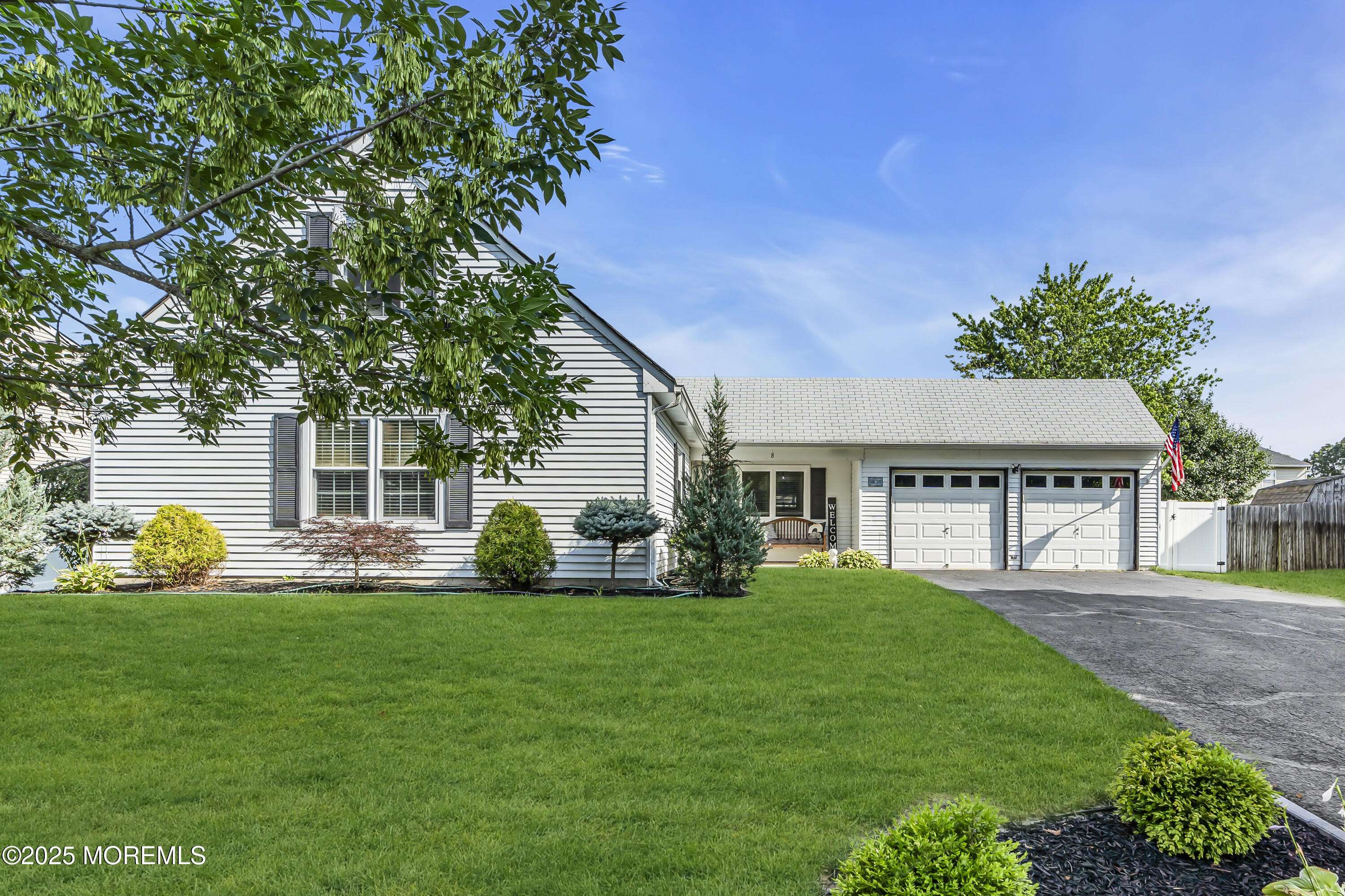 8 Blueberry Path, Howell, NJ 07731